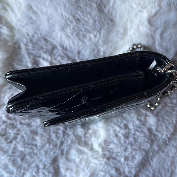 Authentic Chanel Classic Wallet On Chain - Picture 12 of 14